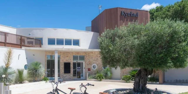 Hôtel Kyriad Montpellier Est Lunel - facade